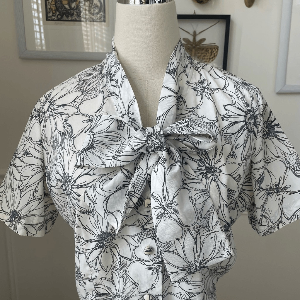 Vintage 70s Cropped Sketch Floral Black Grey Neck Tie Blouse S