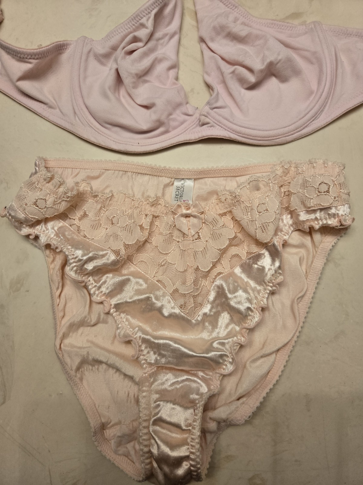 Vintage Victoria’s Secret Second Skin Satin Panties Size Medium Rare 1996