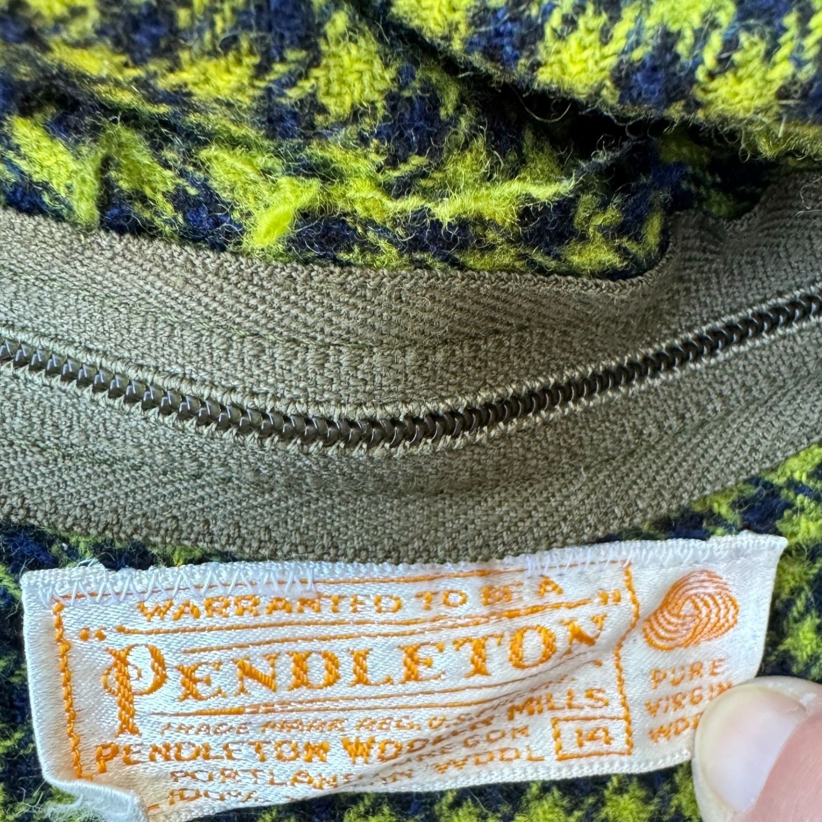 Pendleton Vintage 60s 70s Wool Houndstooth Twee Mod Retro A-Line Skirt Green S