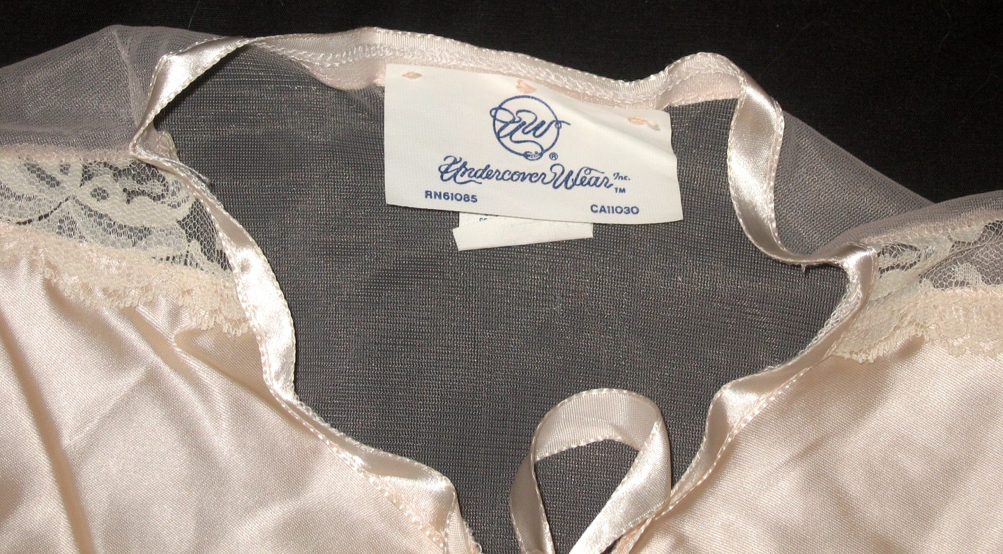 VtG 80s UNDERCOVER WEAR Sheer Chiffon Nylon Chiffon Pink Satin & Lace Robe S USA