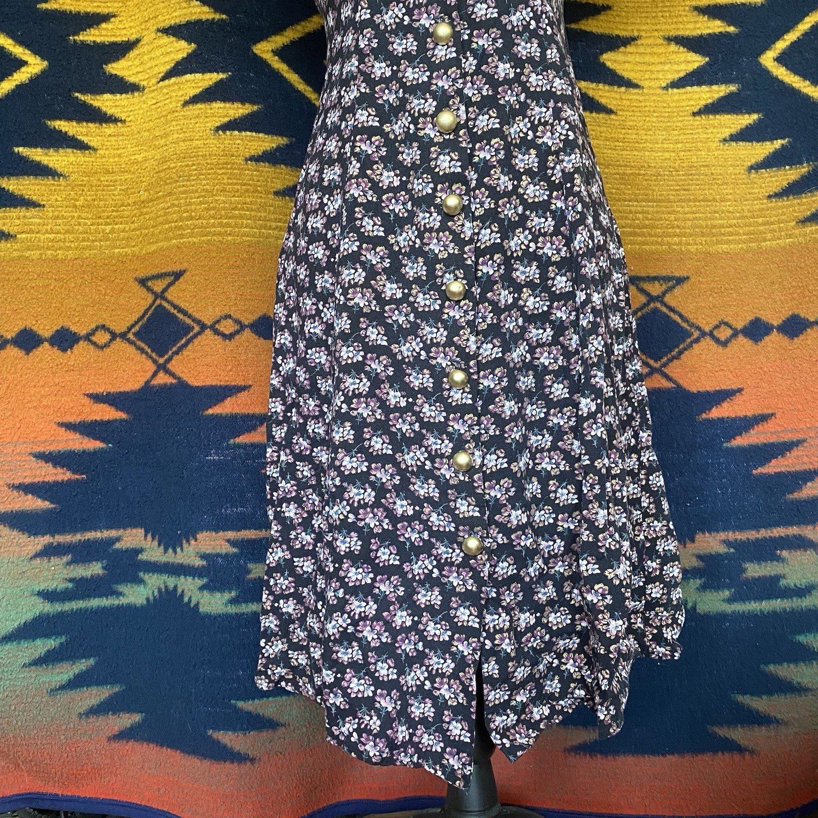 Vintage 90’s Caroline Wells Floral Midi Dress. Corset Back Tie. Rayon. Size 4.