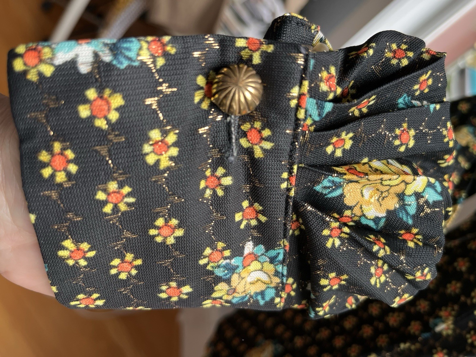 Vintage 70s Psychedelic Metallic Lurex Disco Blouse Mod Gold Floral Shirt Small