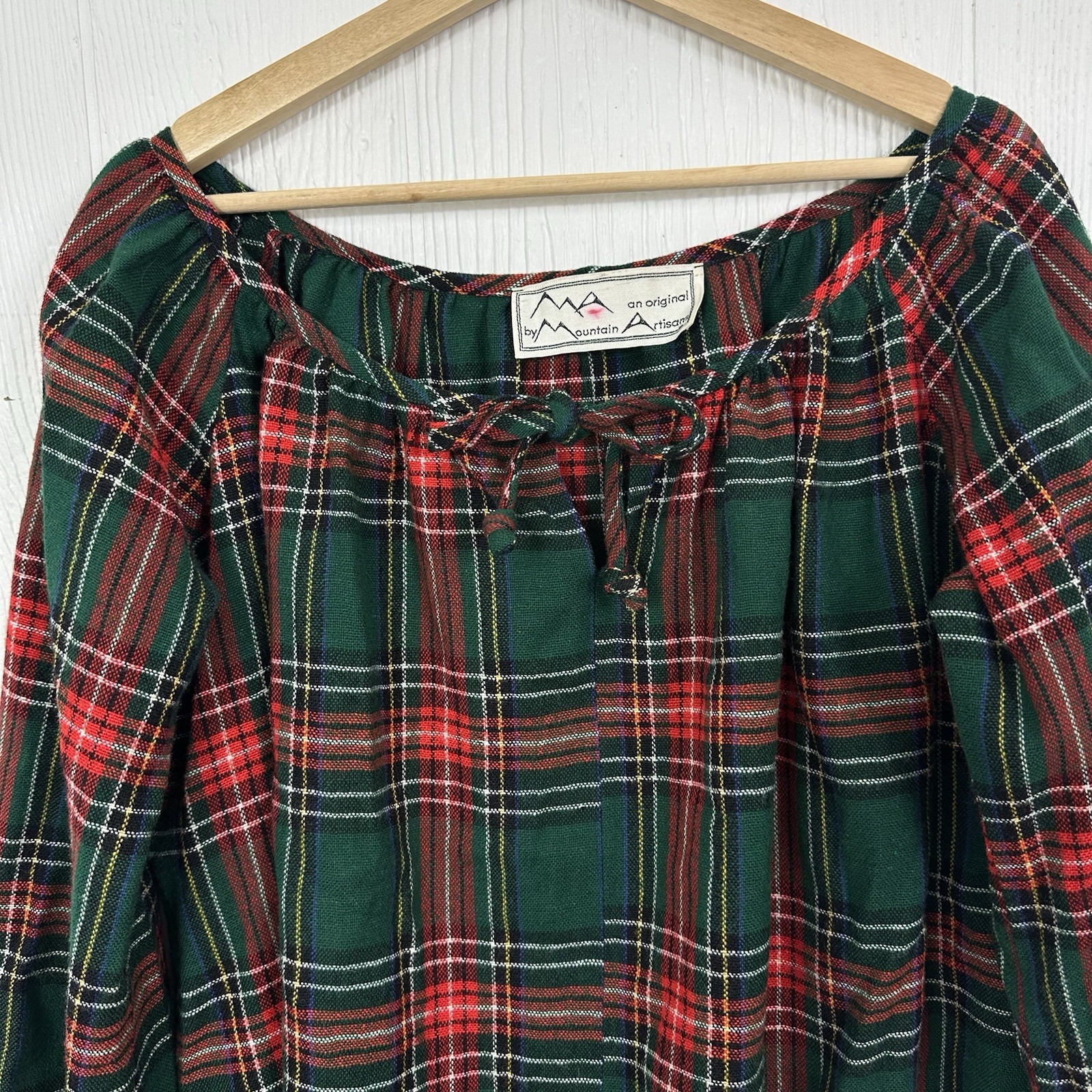 Vintage “Mountain Artisans” West VA Wool Red Green Plaid Peasant Top 70’s