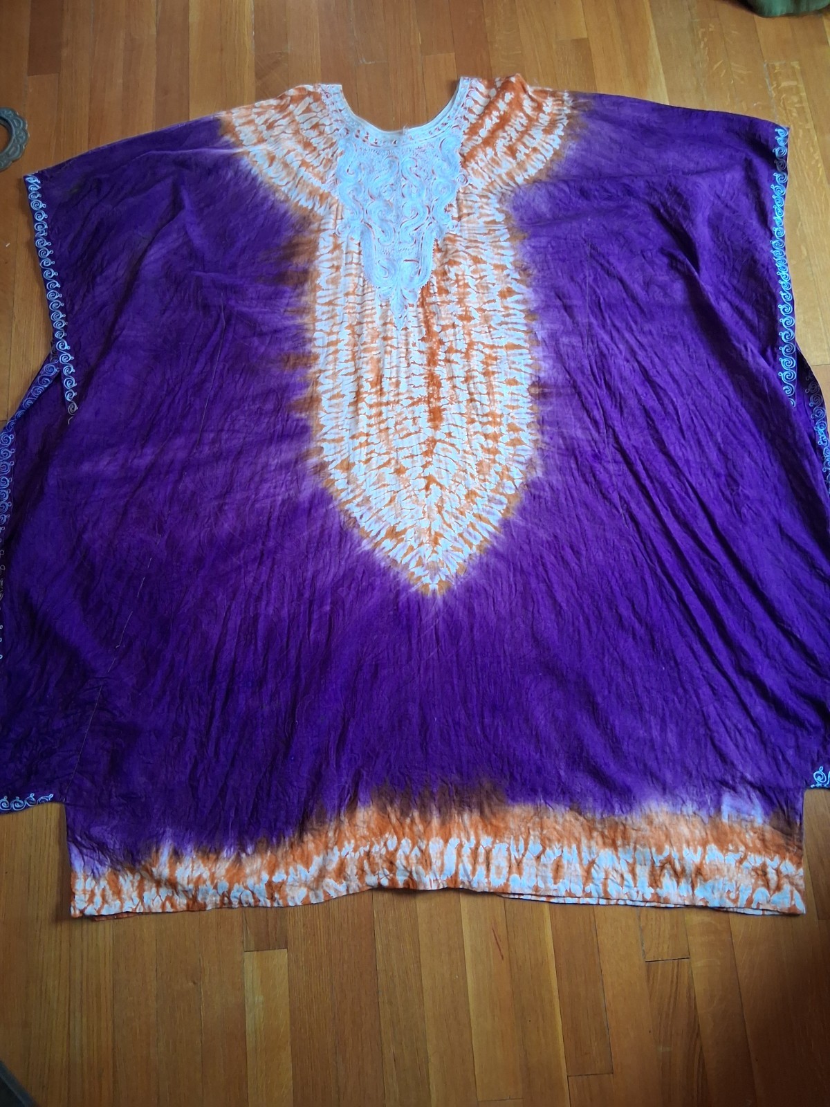 Vintage 1970s Handmade Purple Orange Embroidered Tie-Dye Bohemian Hippie Caftan