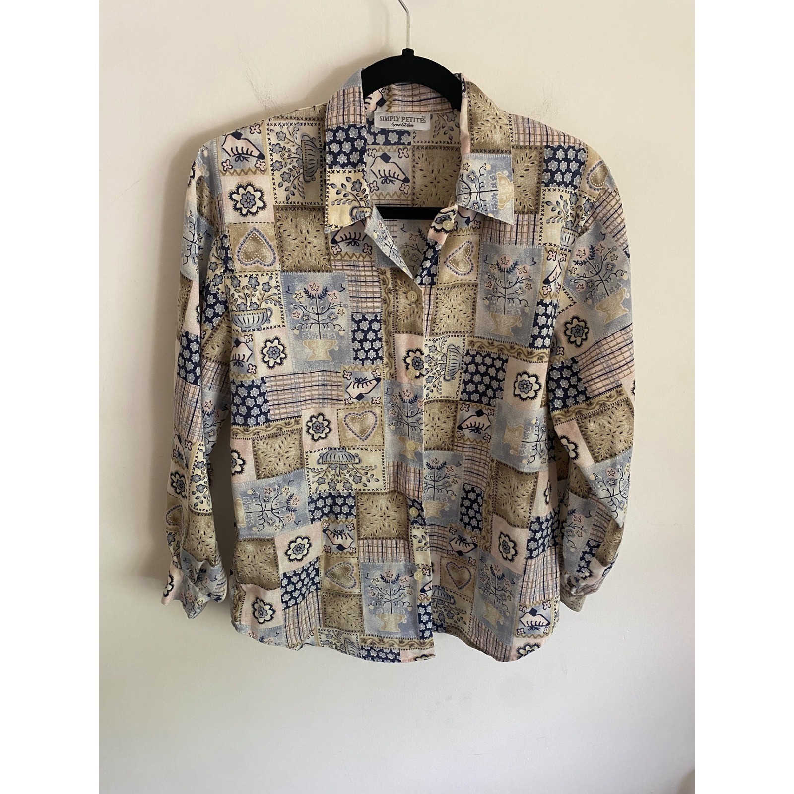Simply Petites Cricket Lane Vintage Patchwork Floral Folk Art Blouse Blue Tan L