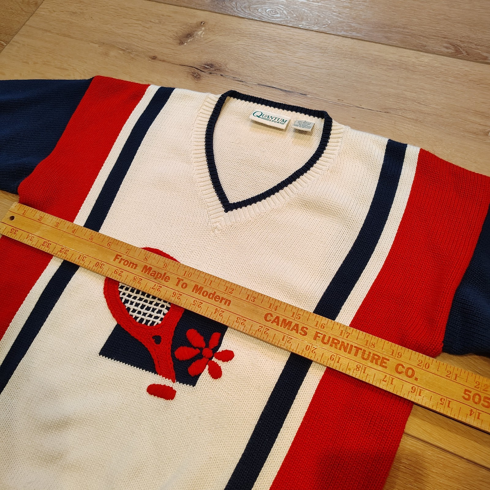 Vintage Tennis Sweater Quantum Sportswear Size Small Retro 80s 90s