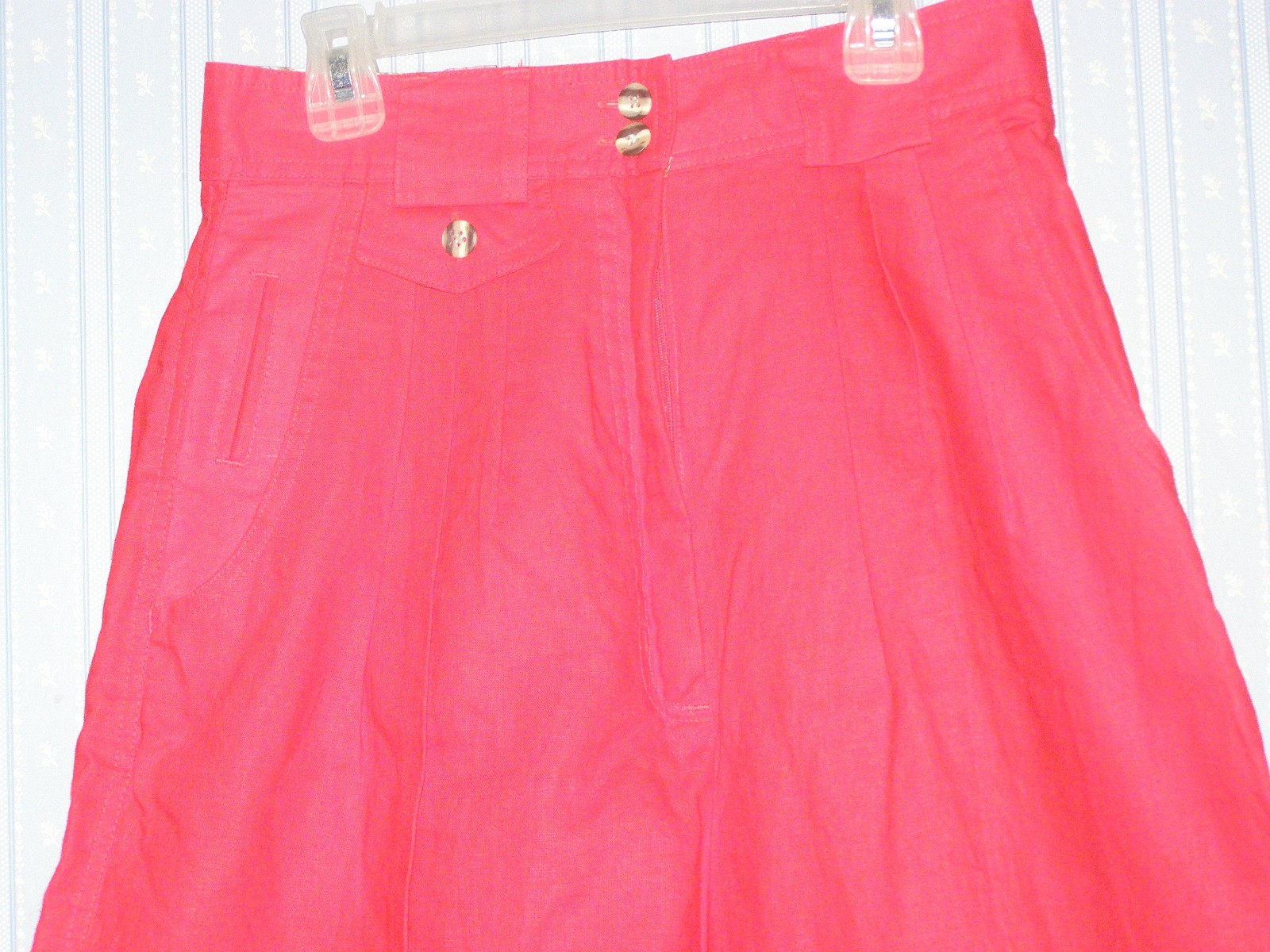 Vintage 80’s NOS red high waisted tailored shorts S M preppy lose fit resort