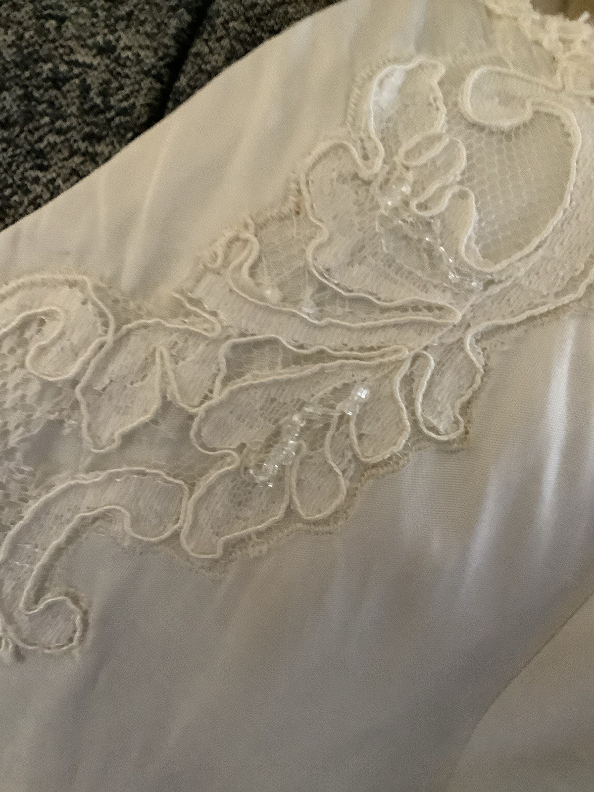 Vintage 1950’s early 60’s Wedding Gown Dress Lace Sequins Pearls 34-28-46