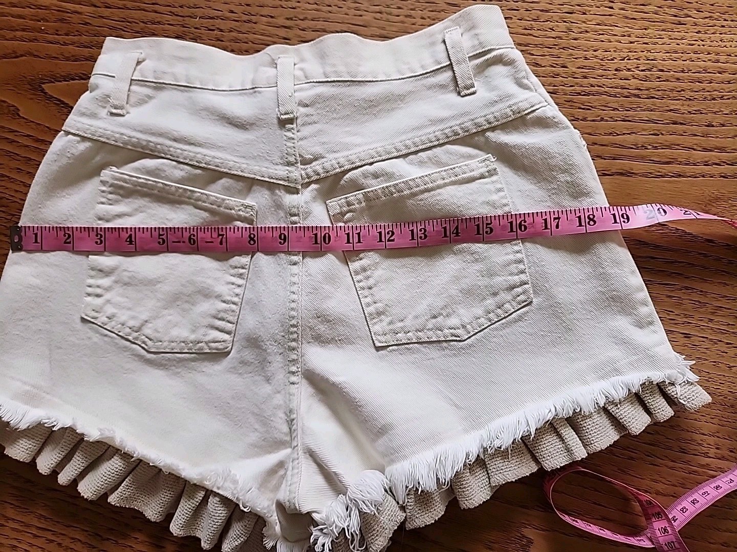 vintage Enchante set of blouse and shorts Ivory Color Size Large Used