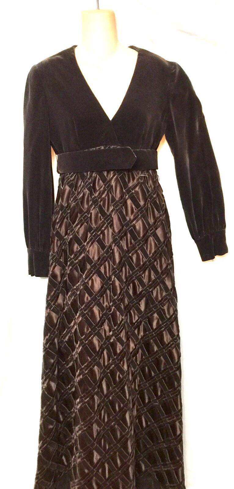 Vtg Elinor Simmons Malcolm Starr Velvet Gown Evening Dress 10 Satin Ribbon SALE