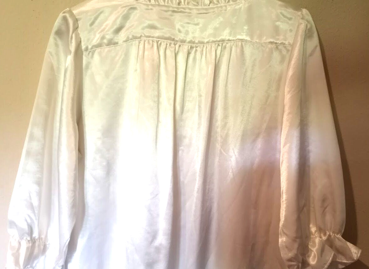 VINTAGE Lewis Frimel Beautiful Long Ivory Nightgown w Pleated Silky Bodice (67A)