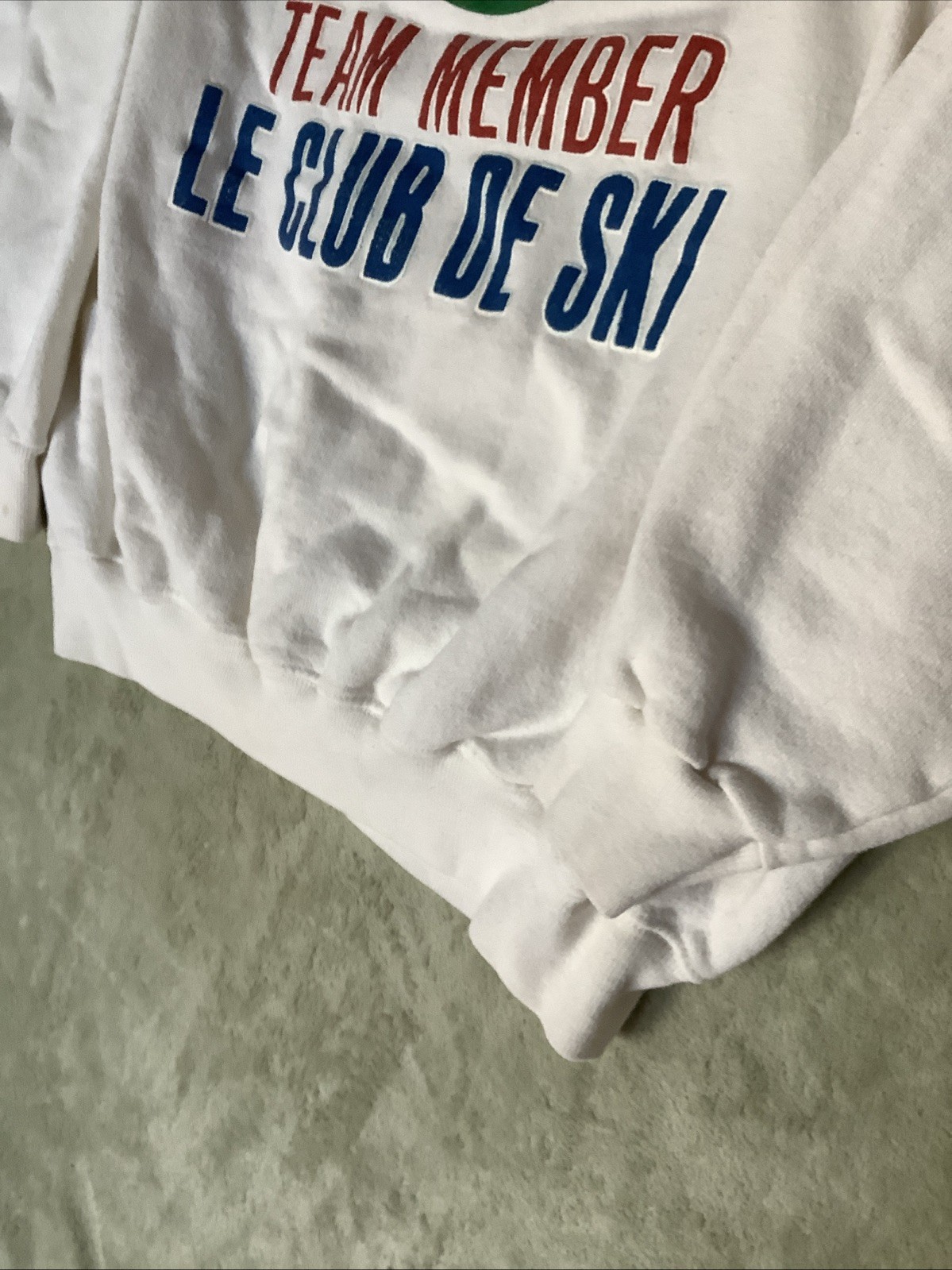 Hanes Vintage California International Ski White Women’s XL Made In USA Sweater