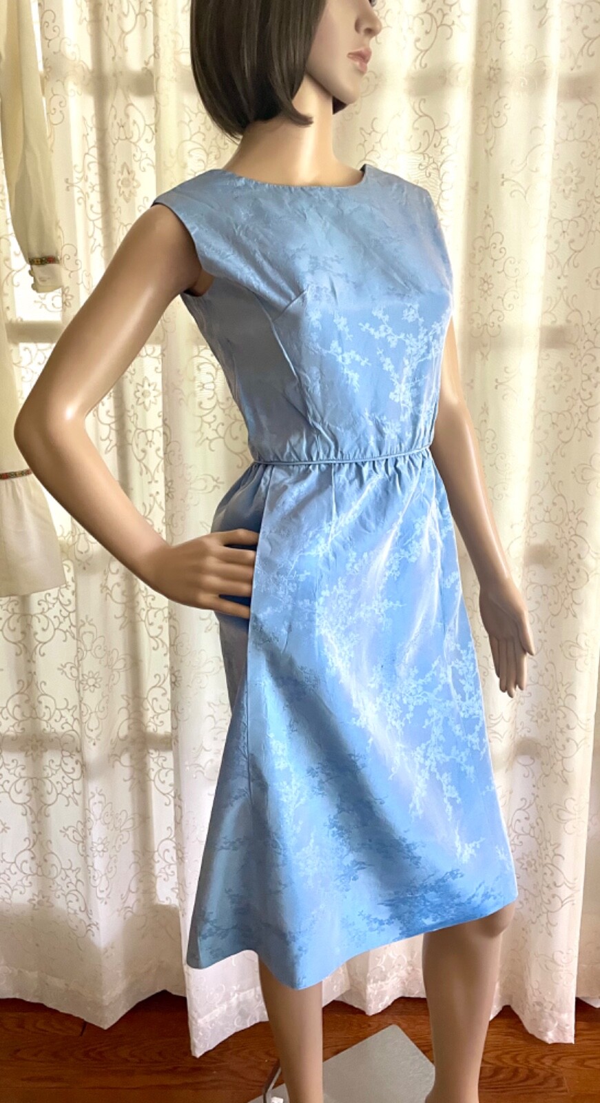 1960s Vintage Satin Damask, Sleeveless Sheath, Wiggle Dress, Size Small