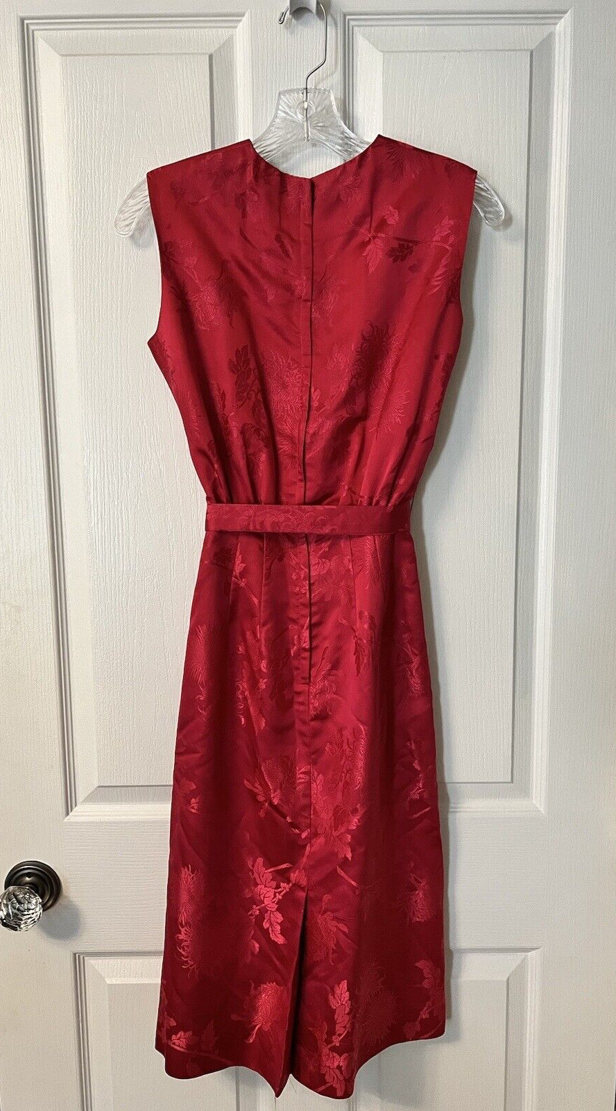 Vintage 50’s Dress Sz S Red Satin Sleeveless Tapestry Belted Cocktail Dress