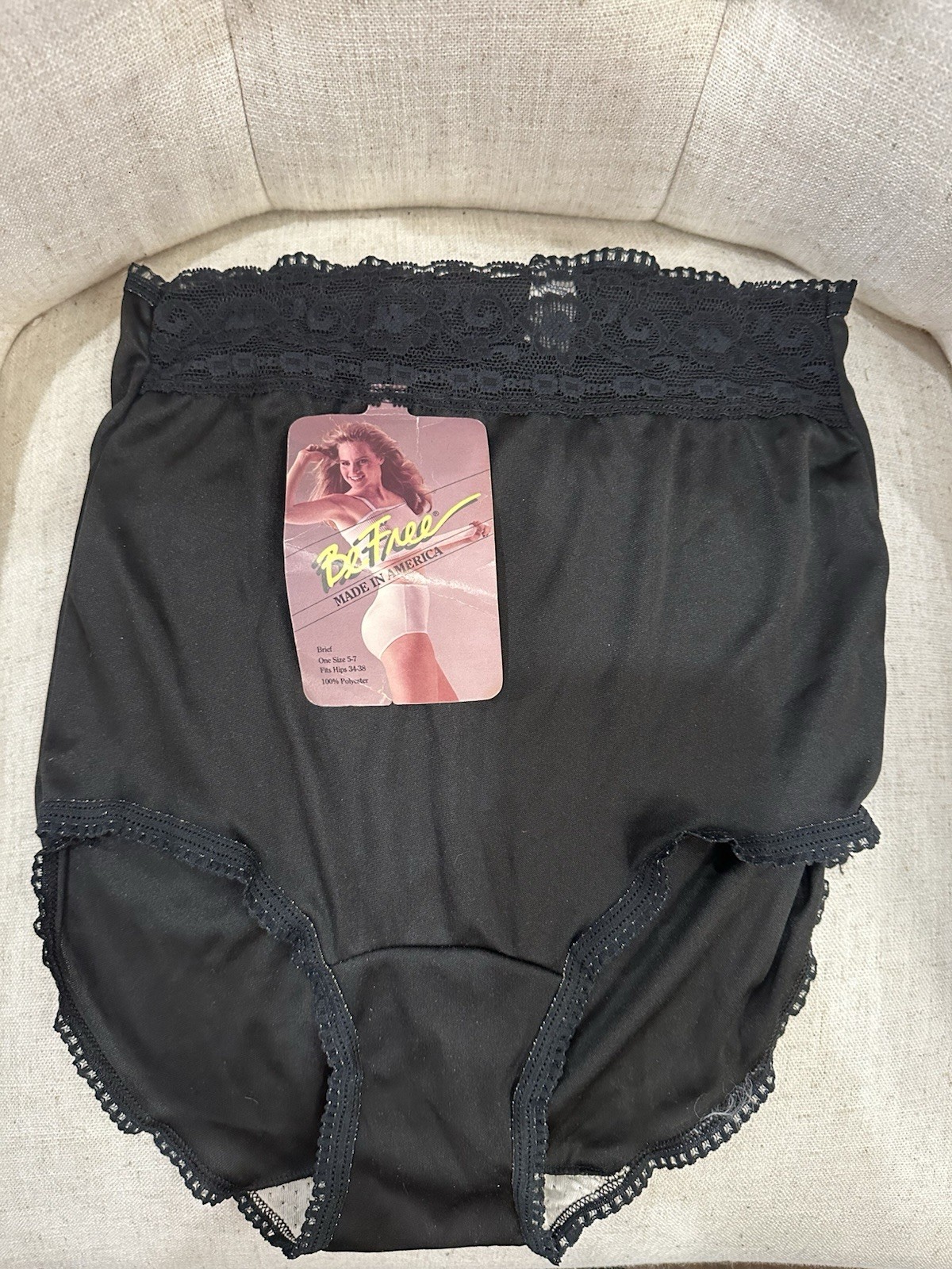 Vintage Be Free Black Lace Granny Panties Brief 34-38” Hips Size 5-7 USA NEW
