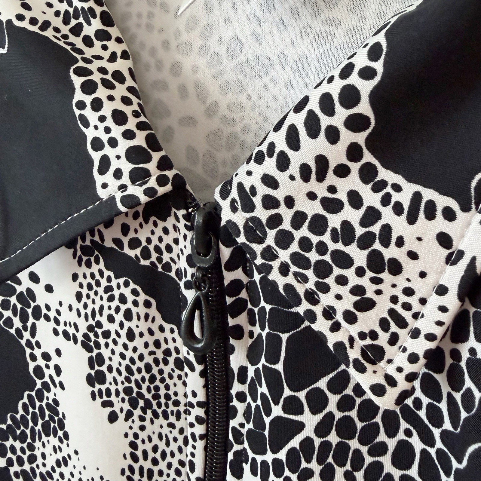 Vintage Joseph Ribkoff Black & White Abstract Zip Jacket Womens Size 14 Stretch