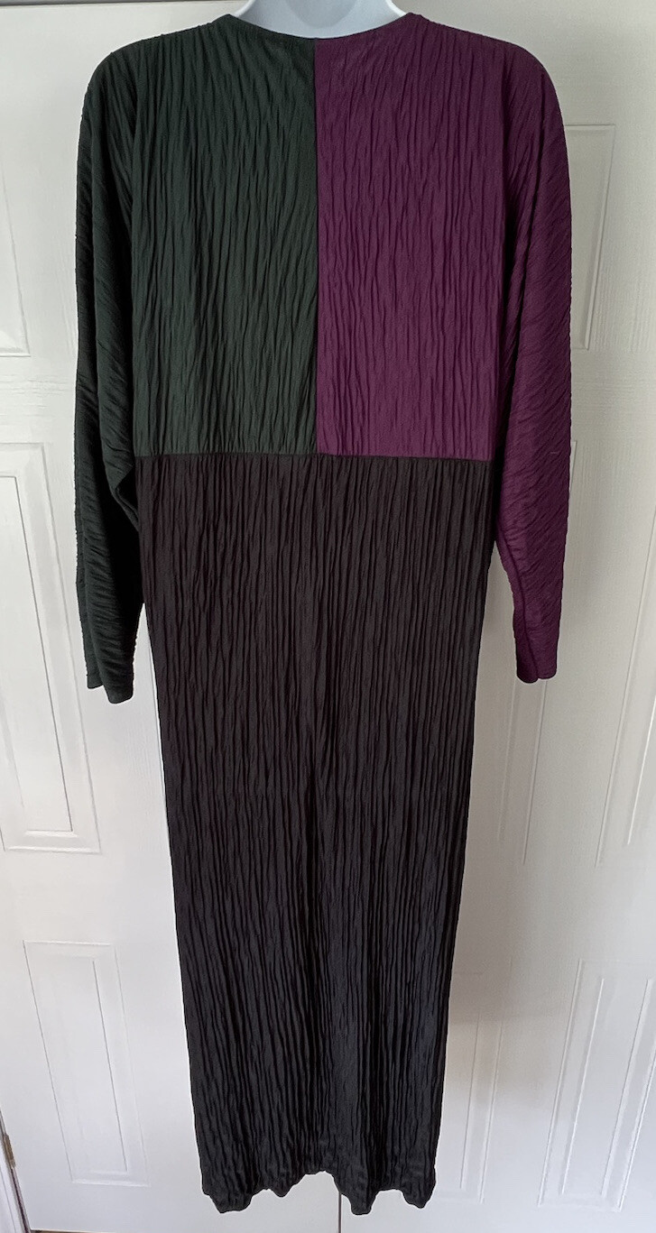 Avon Vintage Festive Caftan Women Size L/XL Black Purple Green And Gold Crinkle