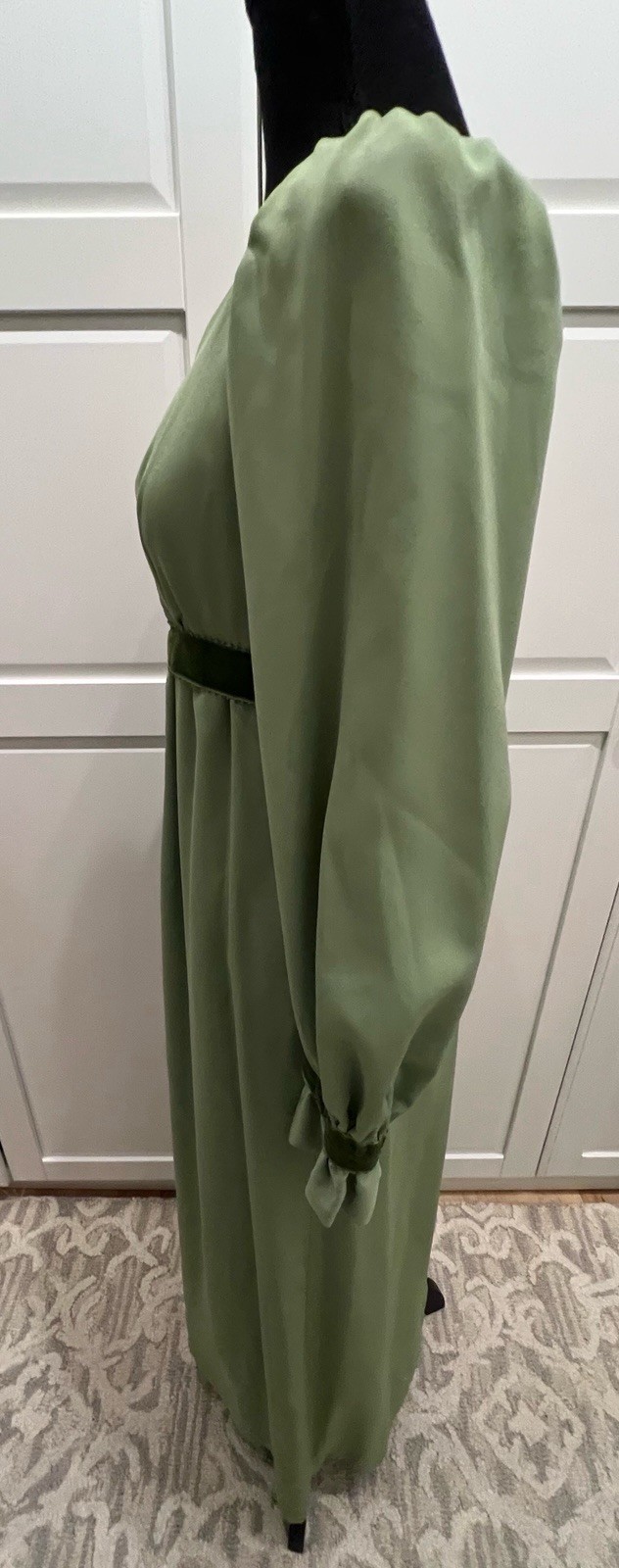 Vintage Long Sleeve Maxi Green Dress With Velvet Trim Size 4 Or 5/6