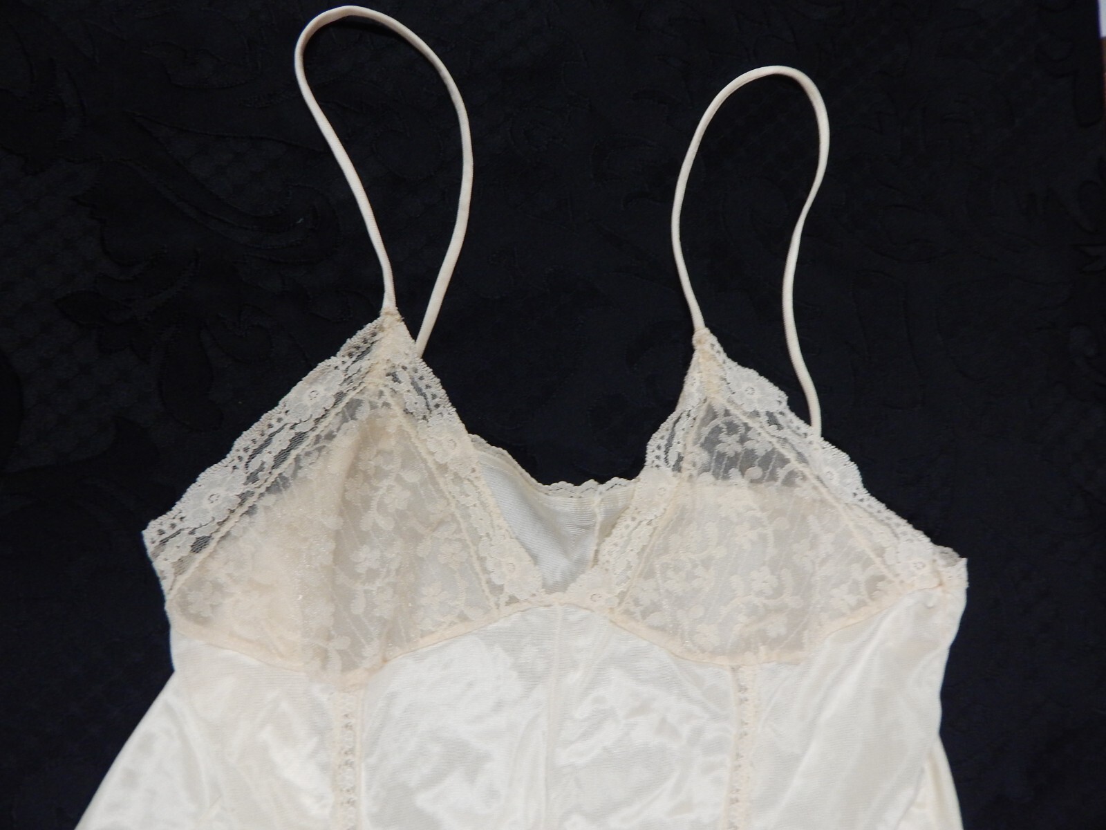 Vintage Radcliff Ivory Satin & Lace Intimate Teddy Bodysuit 100% Nylon Medium