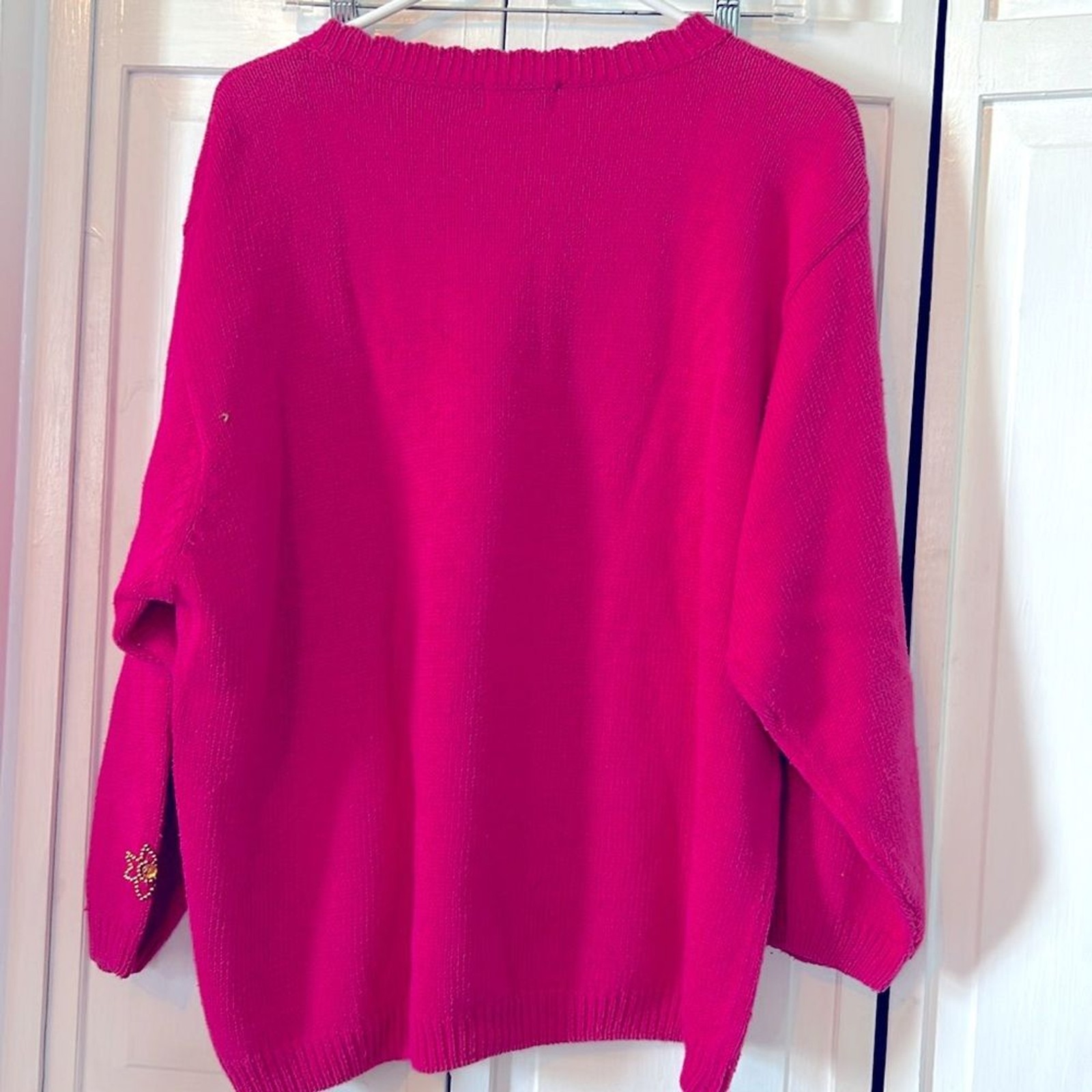 Vintage bright pink cotton/ramie sweater with beads and rhinestones – size L