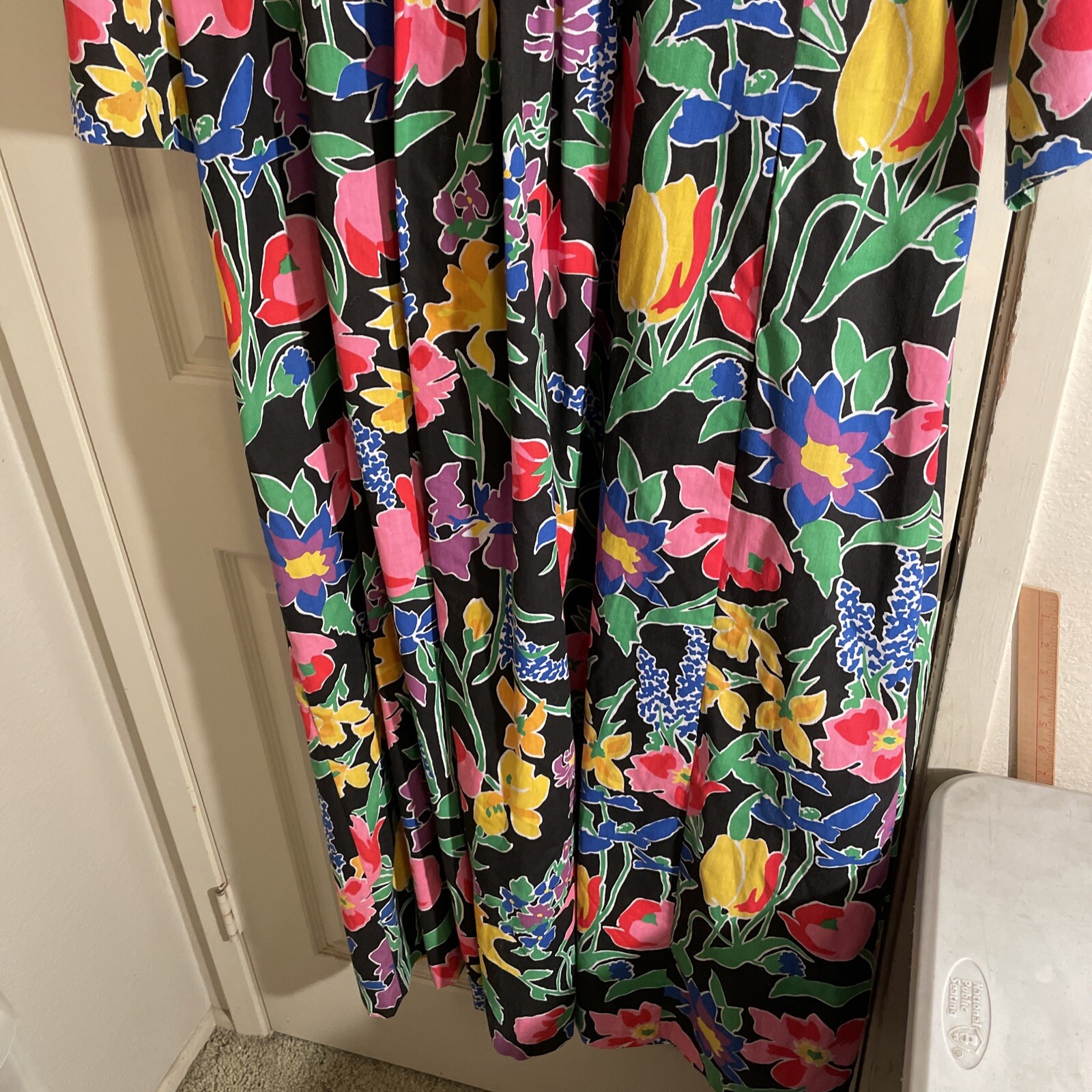 Vintage 70s 80s David Brown, Black Multi Color Flower Hawaiian Print Dress L
