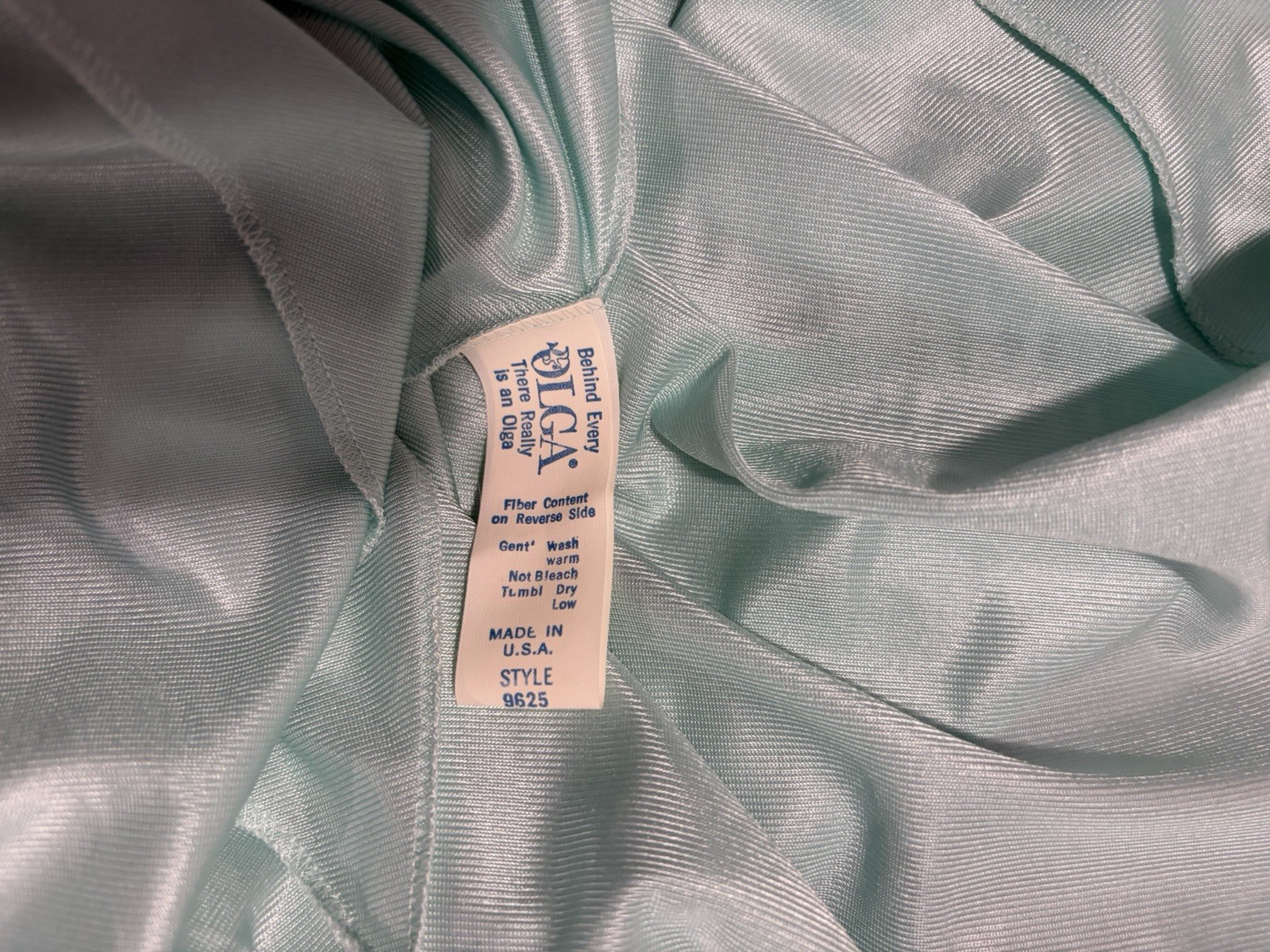 Vintage 70’s Olga NWT Large Sweep Style 9625 Size 38 Large