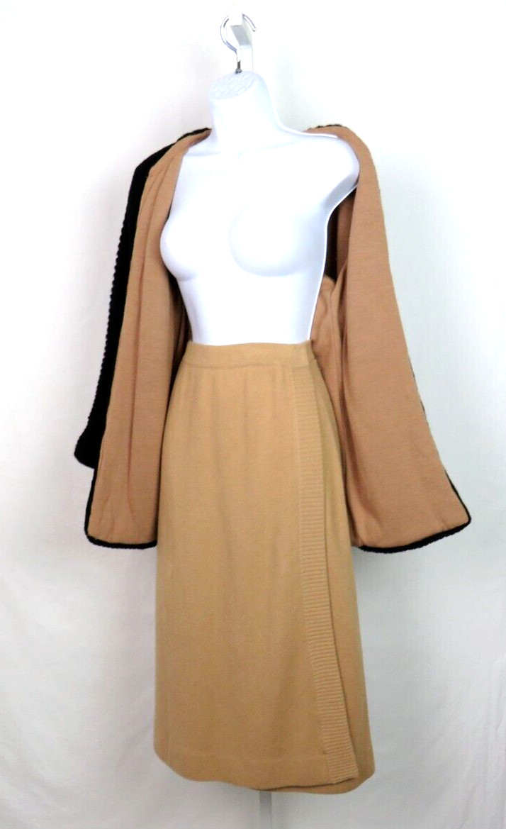 GUCCI BLACK SWEATER & TAN SKIRT VTG 1970s GENUINE CASHMERE SIZE 4 US 40 ITALY