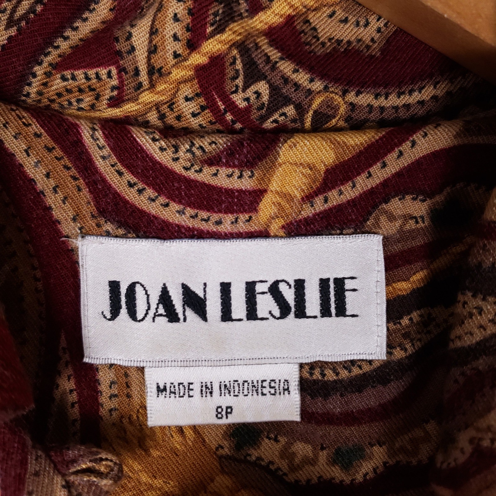 JOAN LESLIE Button Up Shirt Womens 8P Regular Fit Multicolor Paisley Vintage