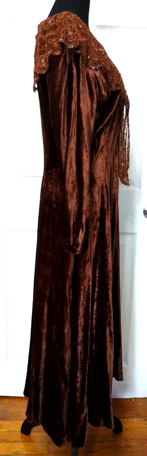 Vintage NOSTALGIA Brown Velvet w/Beaded Lace 3/4 Lenth Elegant Dress Size M