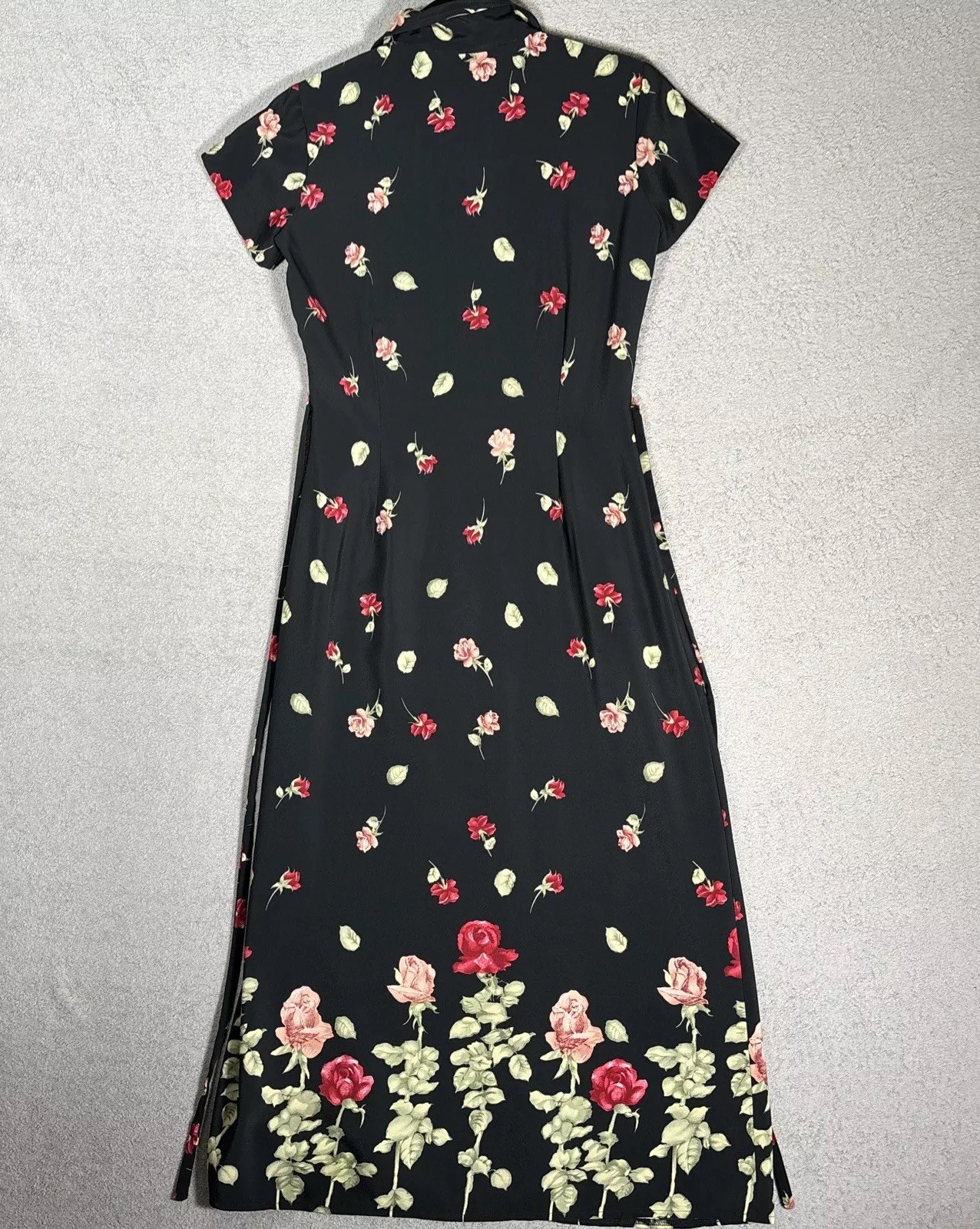 Vintage R Wear Rampage Dress Women’s Size 33″ Waist Dark Floral Roses Black 90s