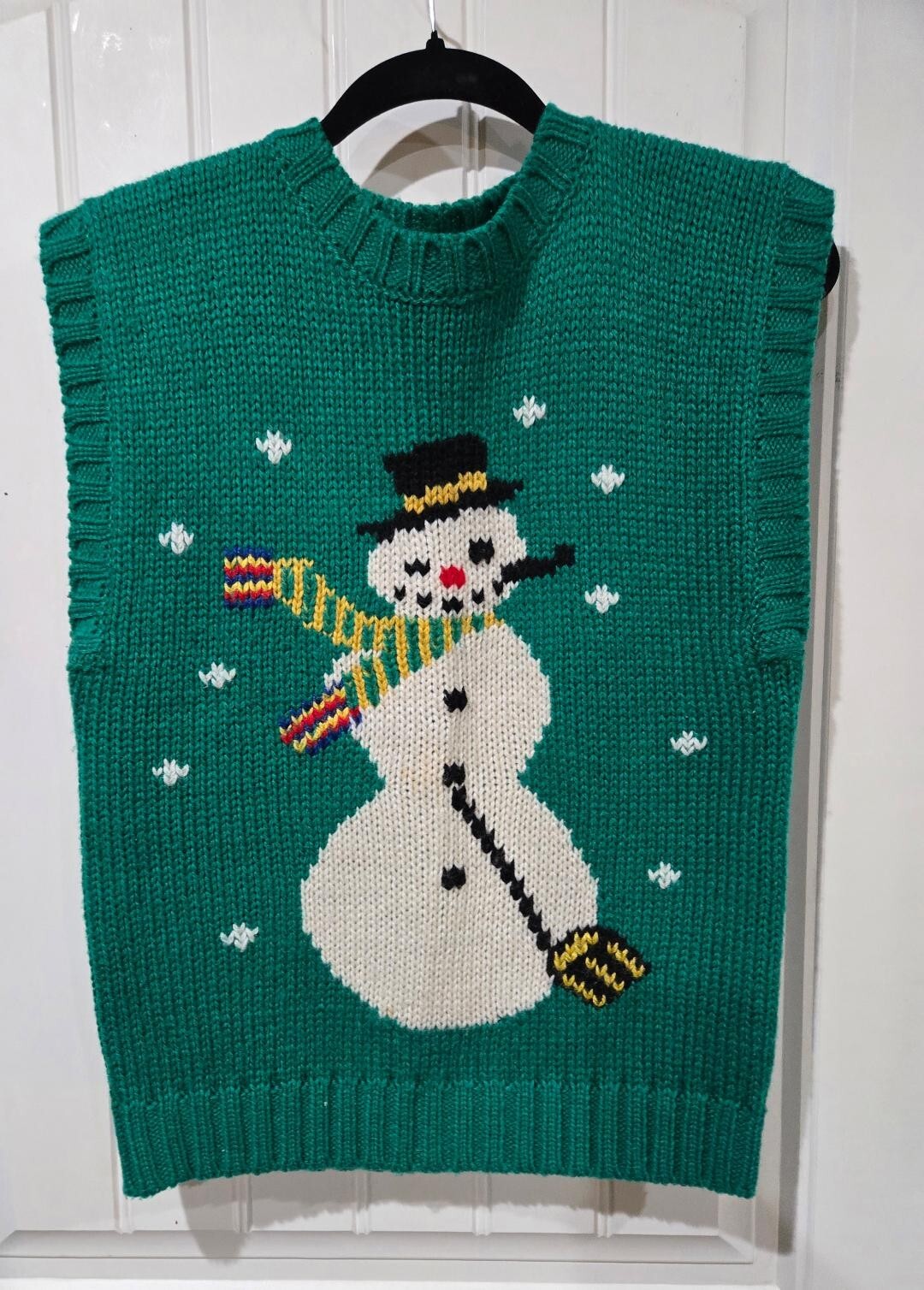 Vintage Messages Snowman Pipe Broom Scarf Winking Knitted Green Vest Size MED