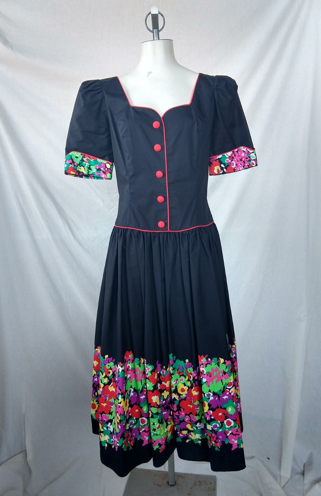 Vintage 1980s Mystery Prairie Dress Black With Floral Sz 10 M/L Unbranded