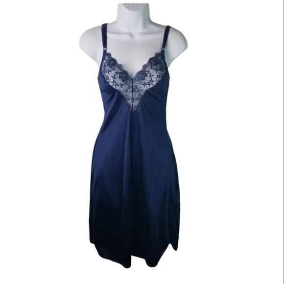 Vtg 70s angela by bestform blue lace slip dress lingerie tag 34 nylon