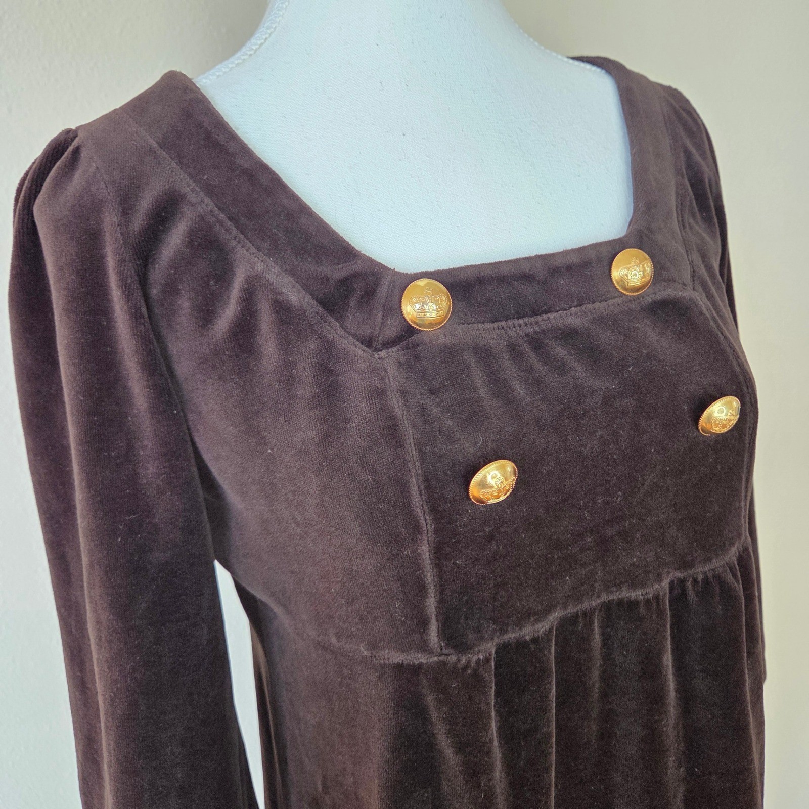 Juicy Couture Vintage Y2K Velour Babydoll Dress Brown Gold Crest Button Small