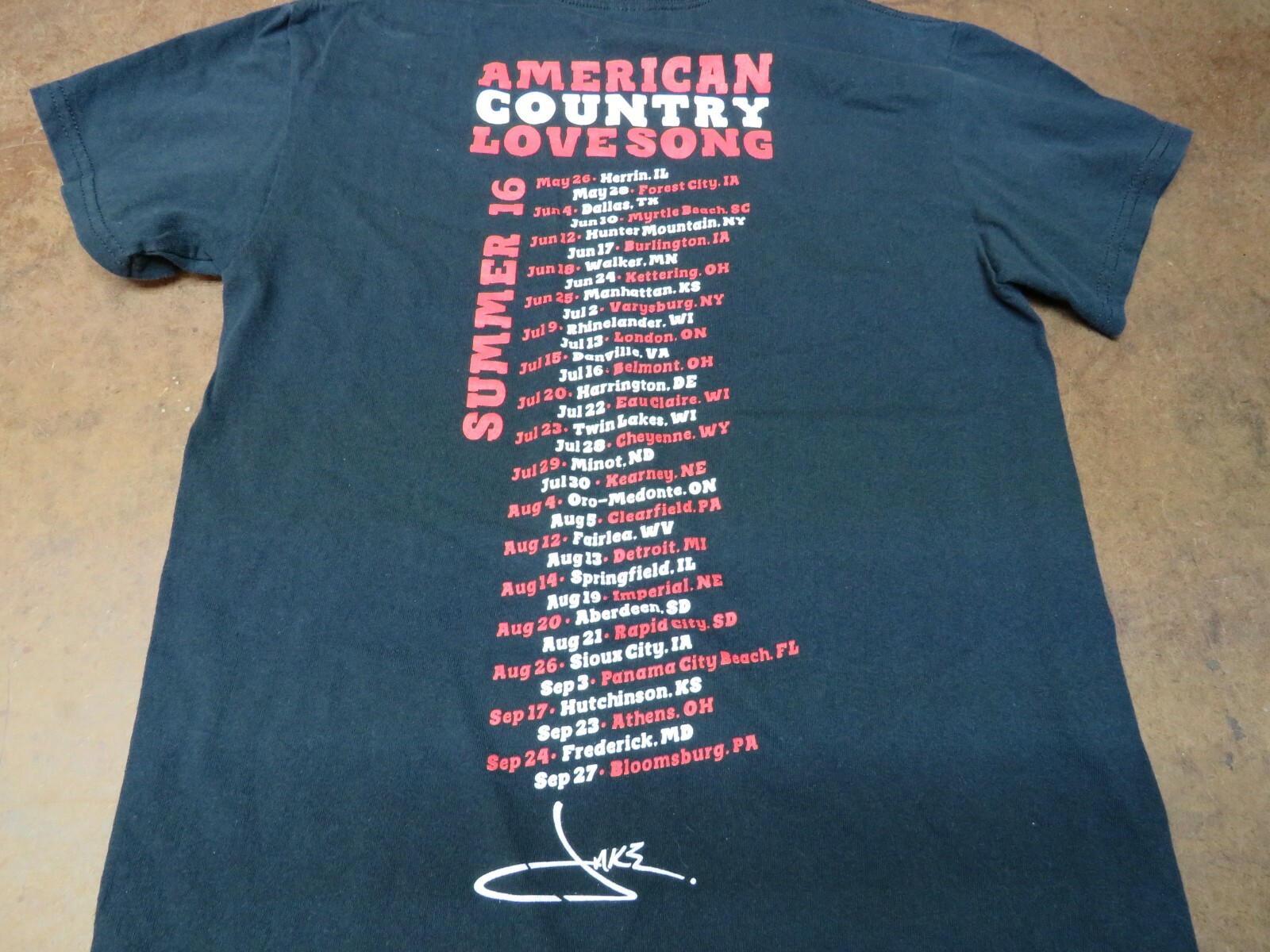 Vintage tour t-Shirt women’s S Jake Owens American Country Love Song