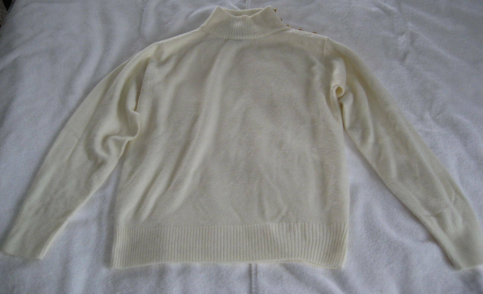 1980s Mark Fore & Strike Cream Ivory Off White Turtleneck Gold Buttons Sz S-M