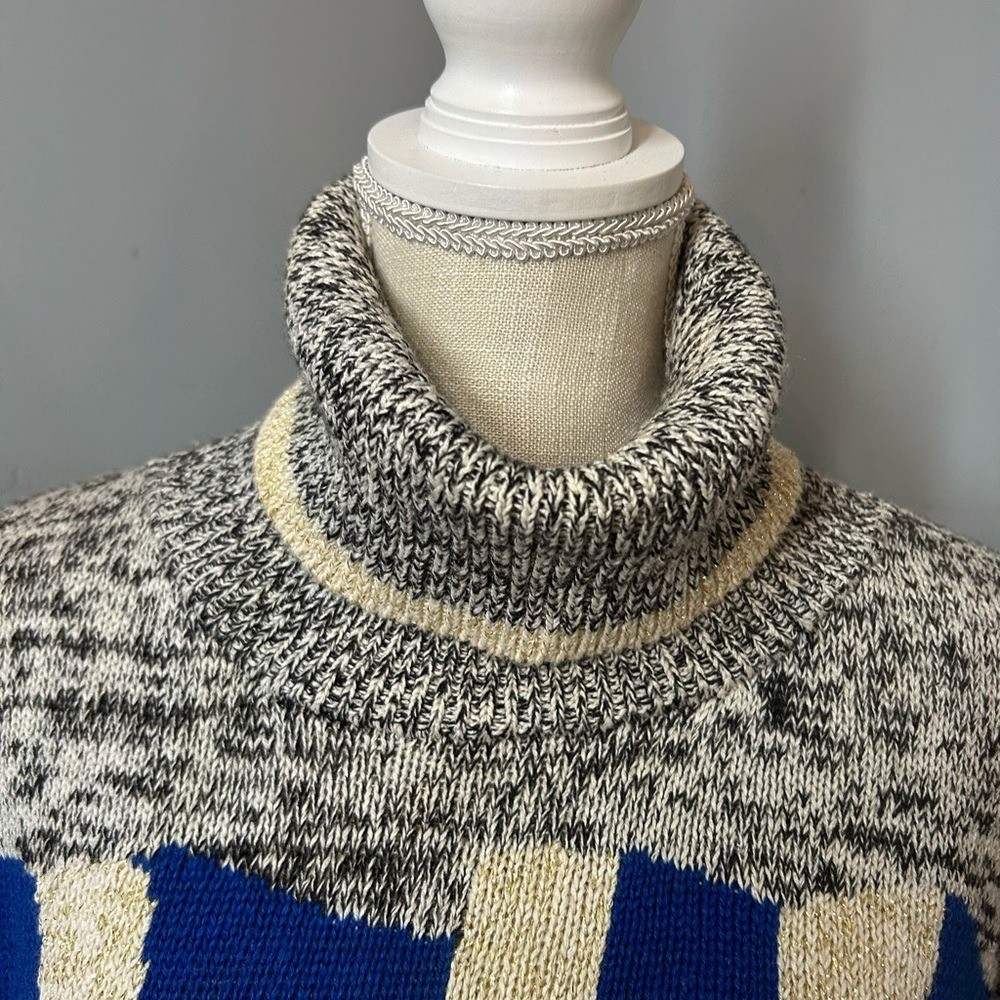 Vintage sweater turtleneck blue cream black gold colors size 46 XL.