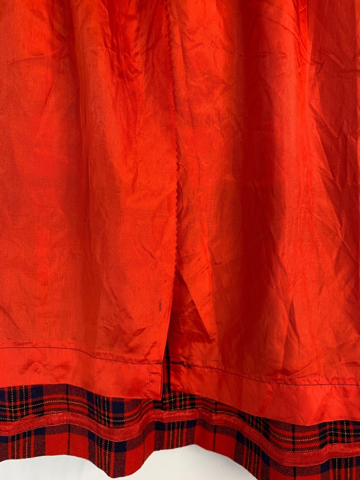 Vintage 70s Pendleton Red Leslie Tartan Wool Midi Skirt USA 10/12 Moth Holes