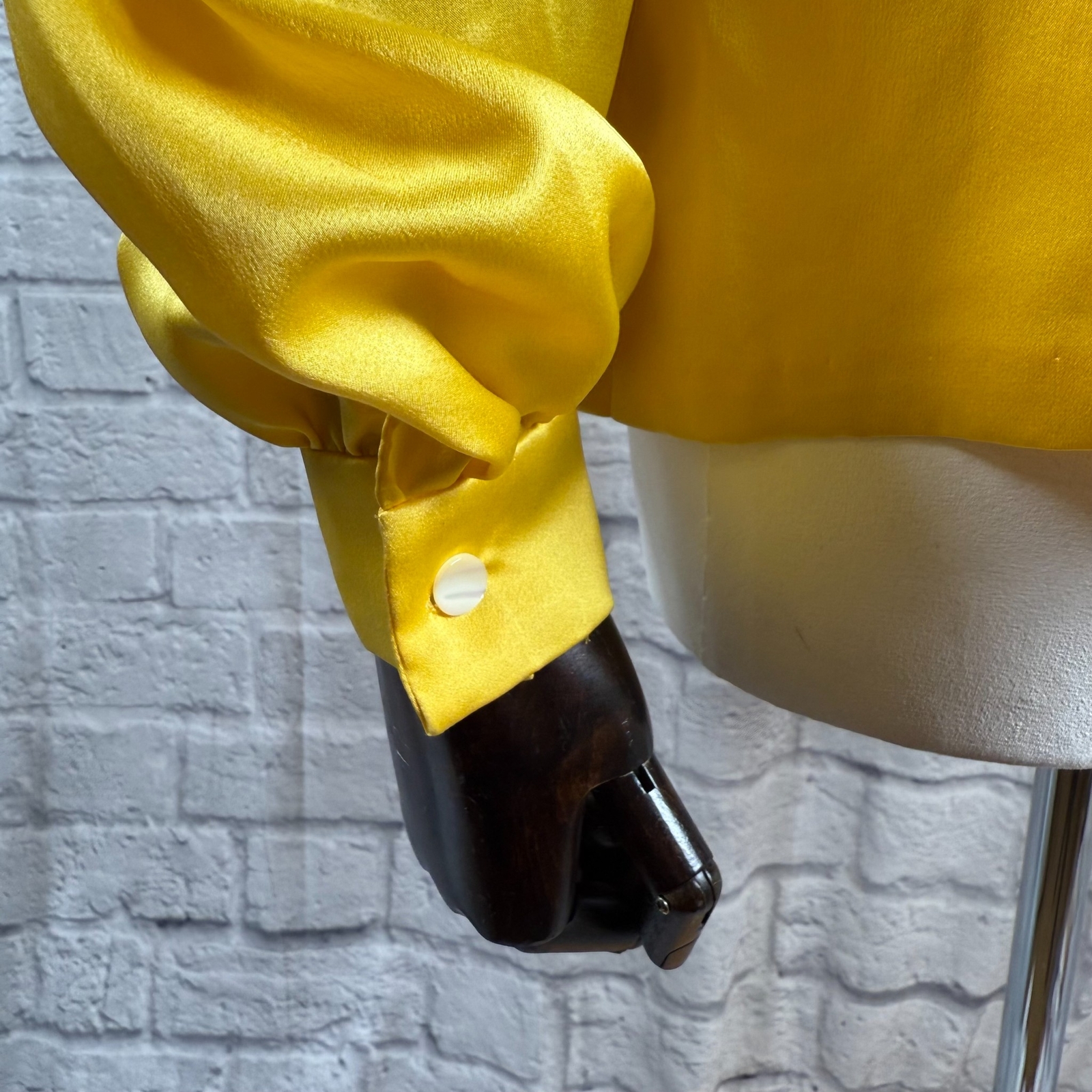 VTG Roberto Avolio Yellow Silk Women’s Blouse And Scarf Made In Italy Sz 42 US 6