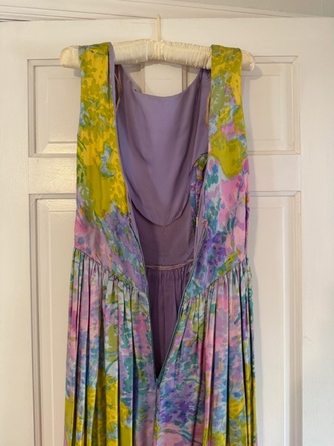 Vintage 1960’s Women’s Full Length Silk Maxi Dress/Ball Gown Sz. 14