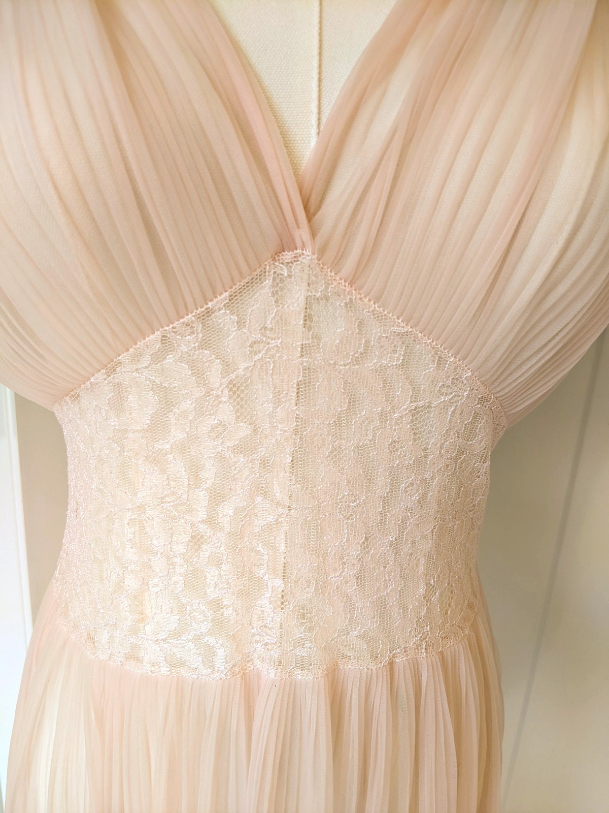 Vintage Nylon Tricot & Lace Pale Pink Very Sheer Peignoir Set Size M Gorgeous!!