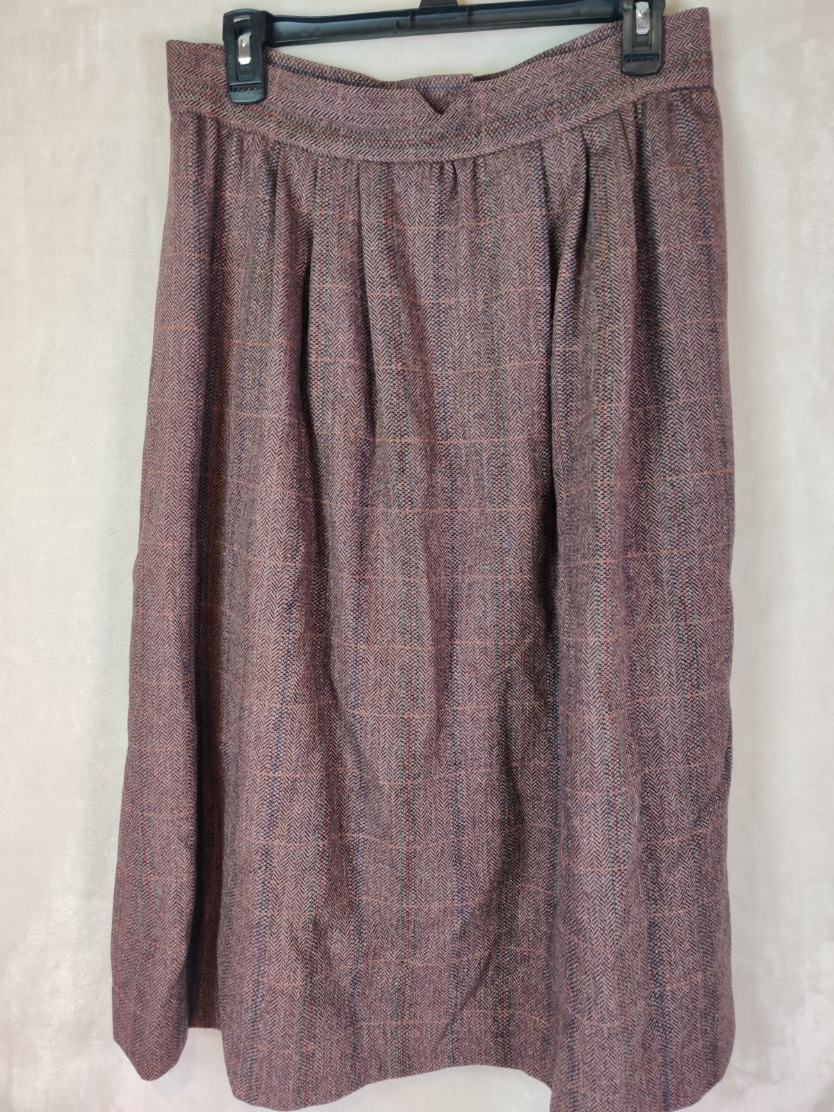 Vintage 100% Wool Women’s Skirt Size (16/17) Brown Plaid Preppy Schoolgirl