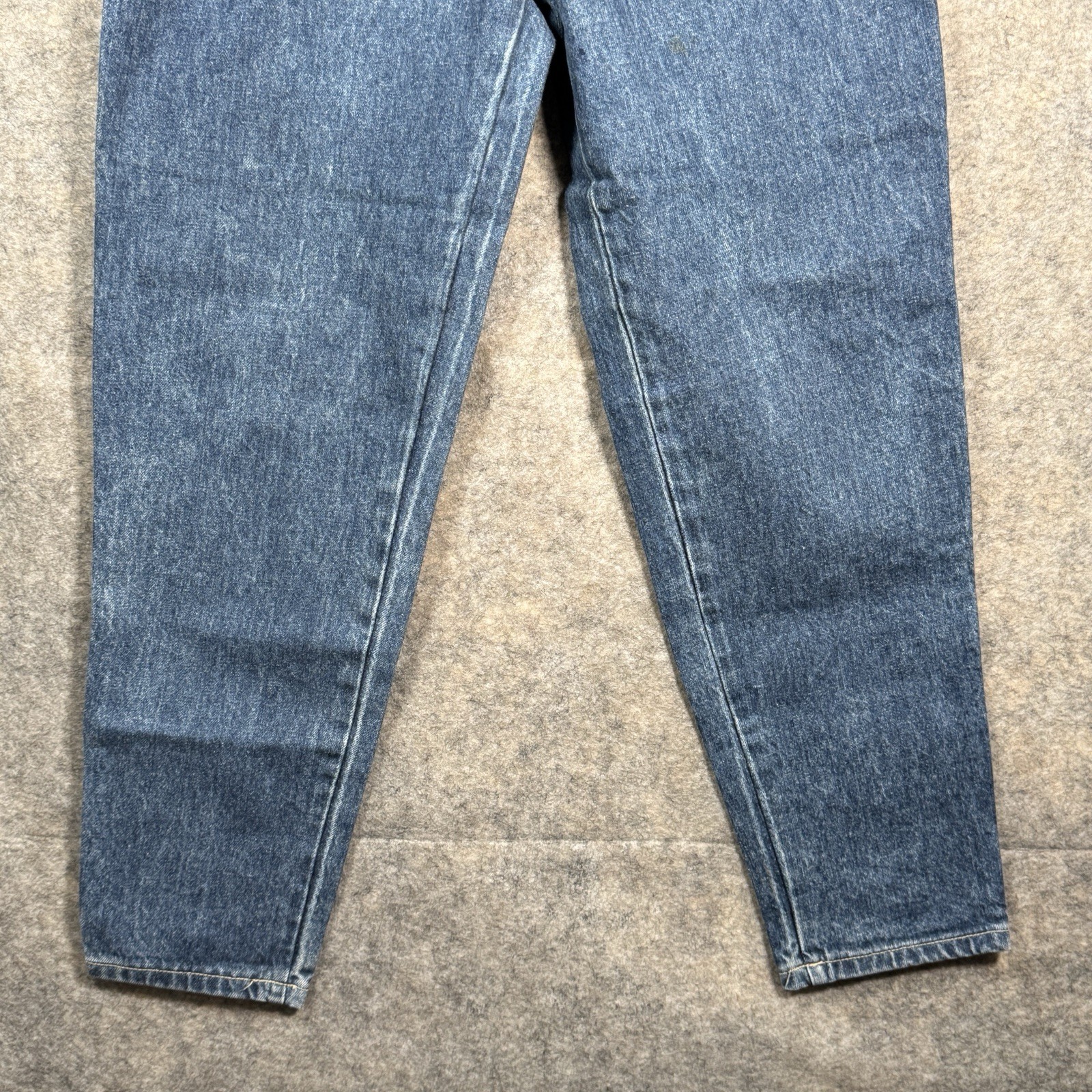 Vintage 90s Womens Levis Jeans Size 10 26×30 Relaxed Fit Tapered Leg Made In Usa