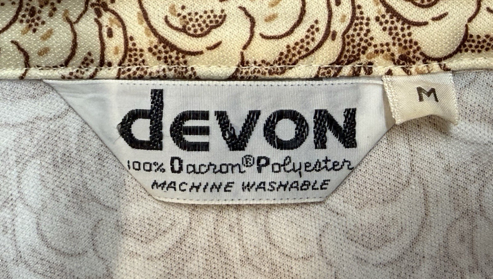 Devon Vintage 70s Dacron Polyester Blouse Sz M Chest 35” Collar 3.5” Dagger EUC