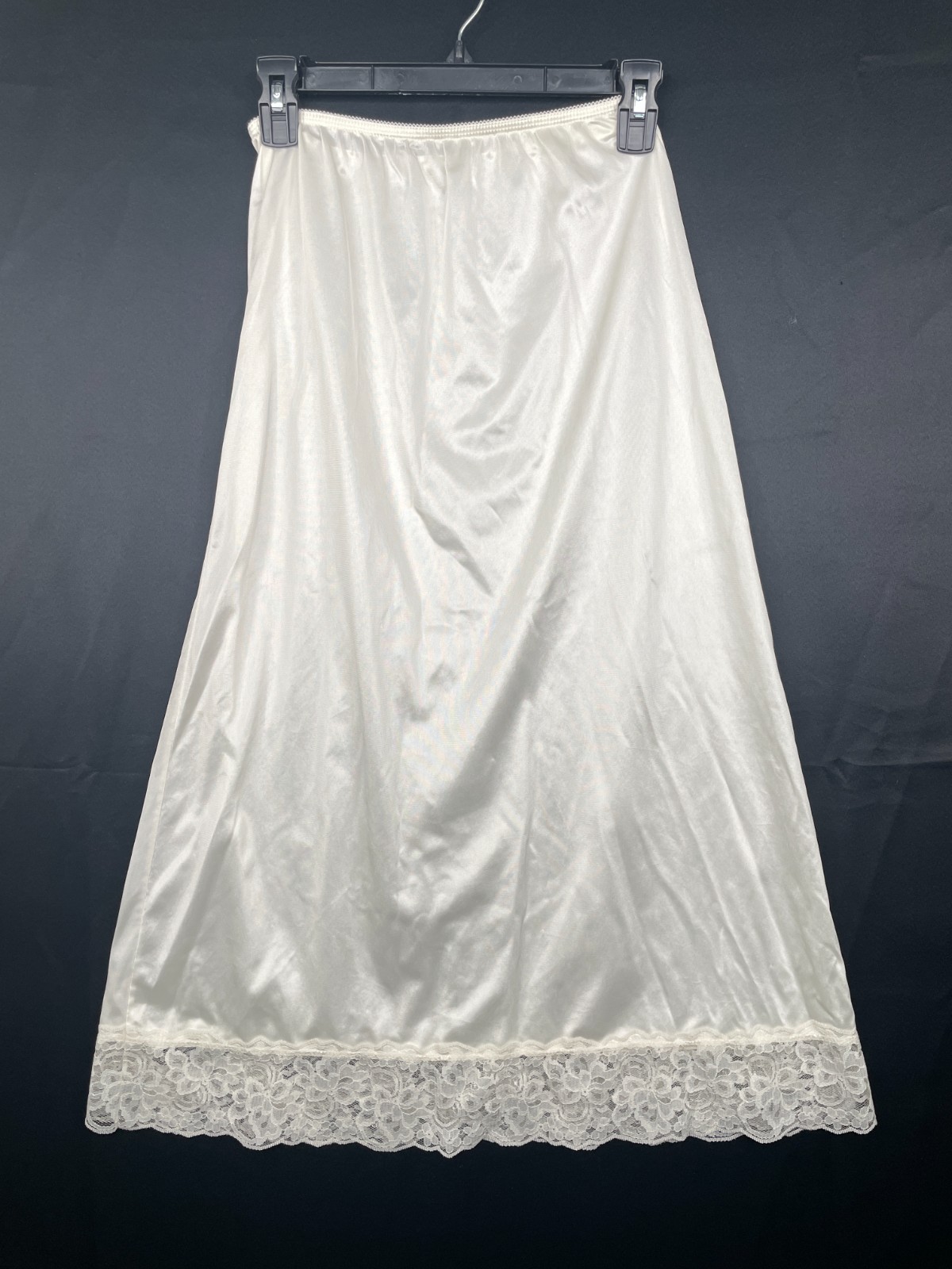 Vintage WonderMaid Long Half Slip Size Medium Lace Antron Off White Ivory