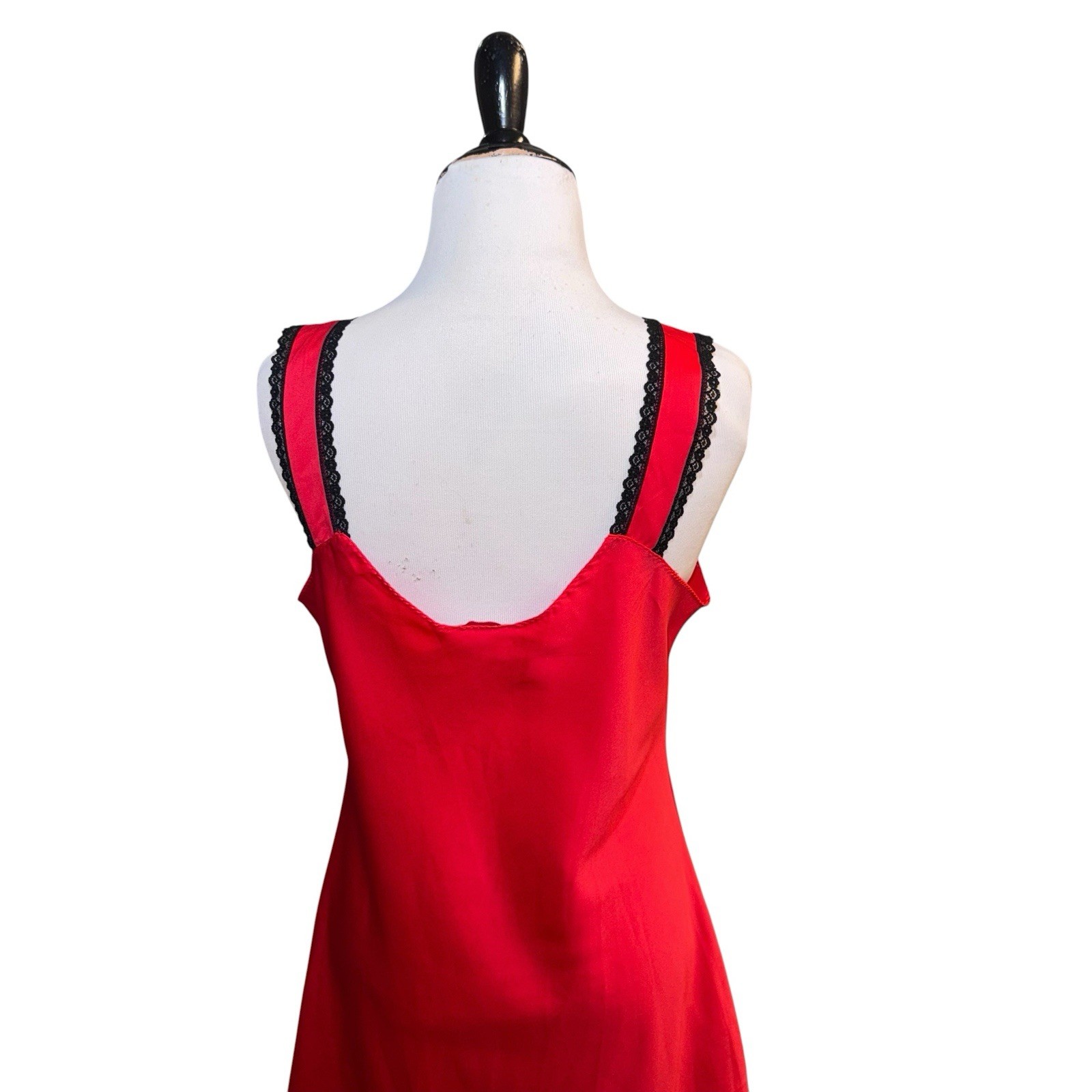 Etage by Brandywine Women’s M Medium Vintage Nighty Slip Nylon Red Black Lace