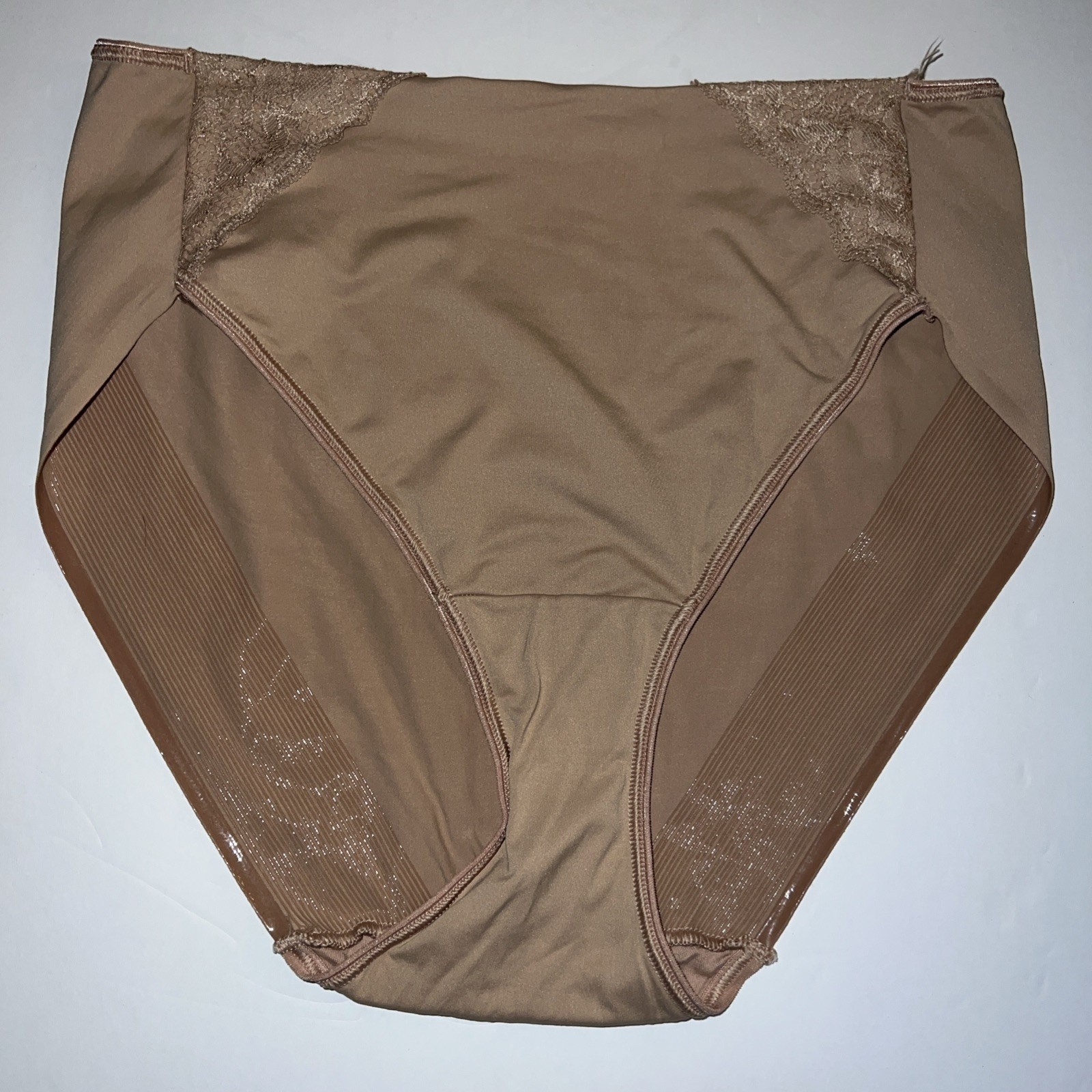 VINTAGE SOMA LIMITED ELOQUENCE BEIGE TAN NUDE LACE SATIN BIKINI BRIEF PANTIES L