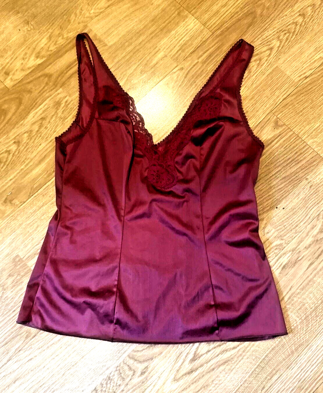 Vintage Cami Vassarette Burgundy 36 Lace trim V Neck 36 x 23 USA