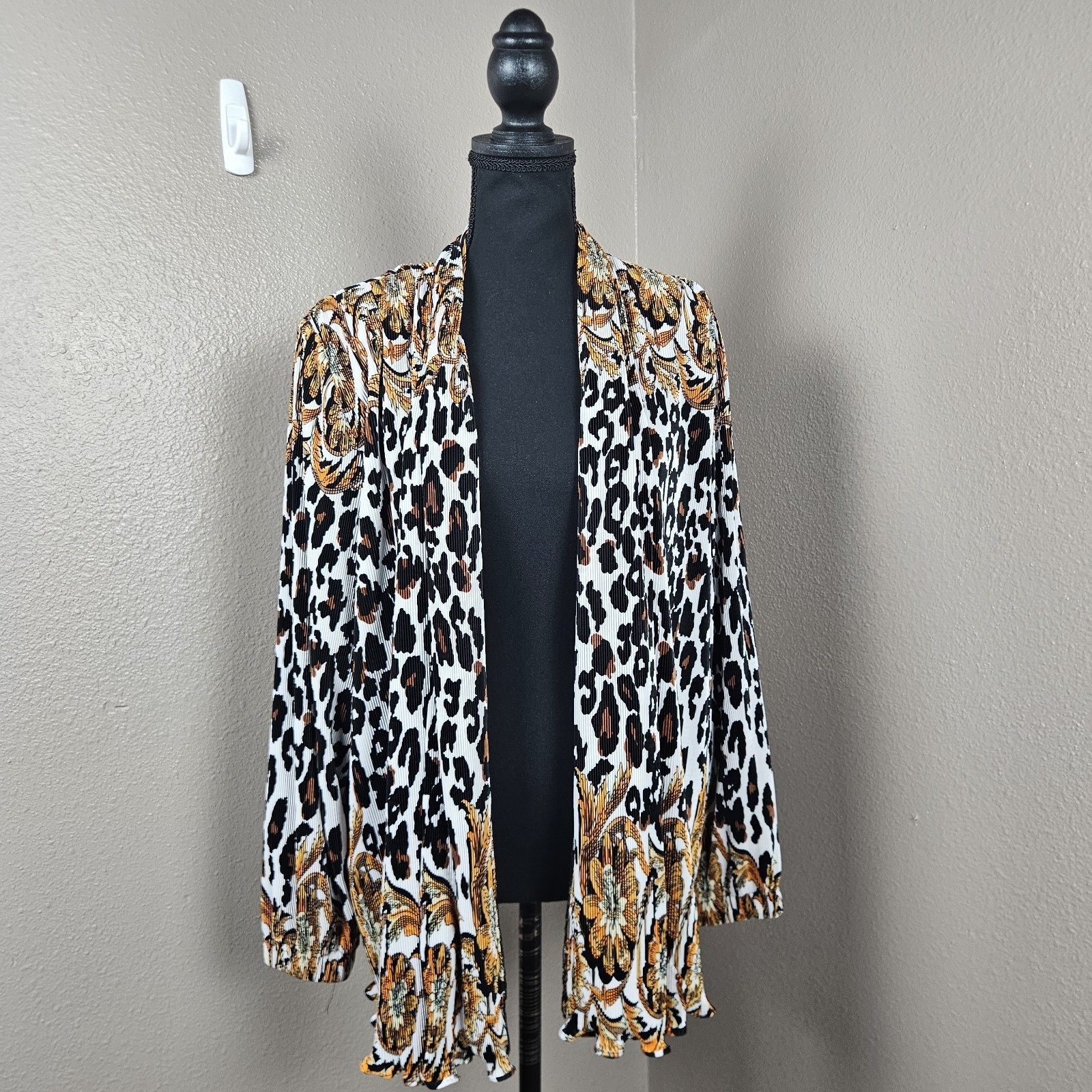 Whimsigoth 80s GDT Too Micro-pleated Open Front Blazer M Abstract Animal Print